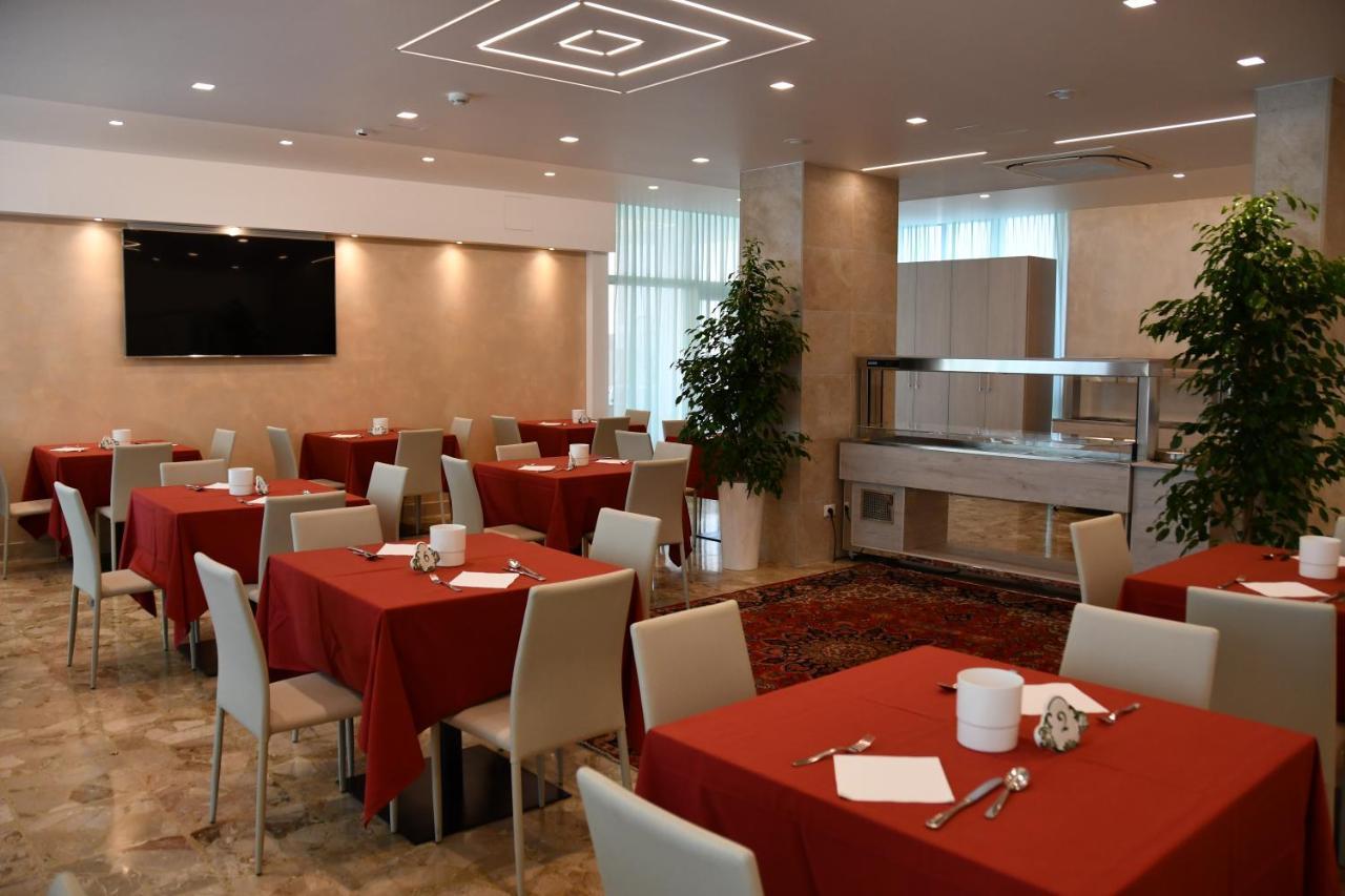 Hotel Playa Bibione Ngoại thất bức ảnh